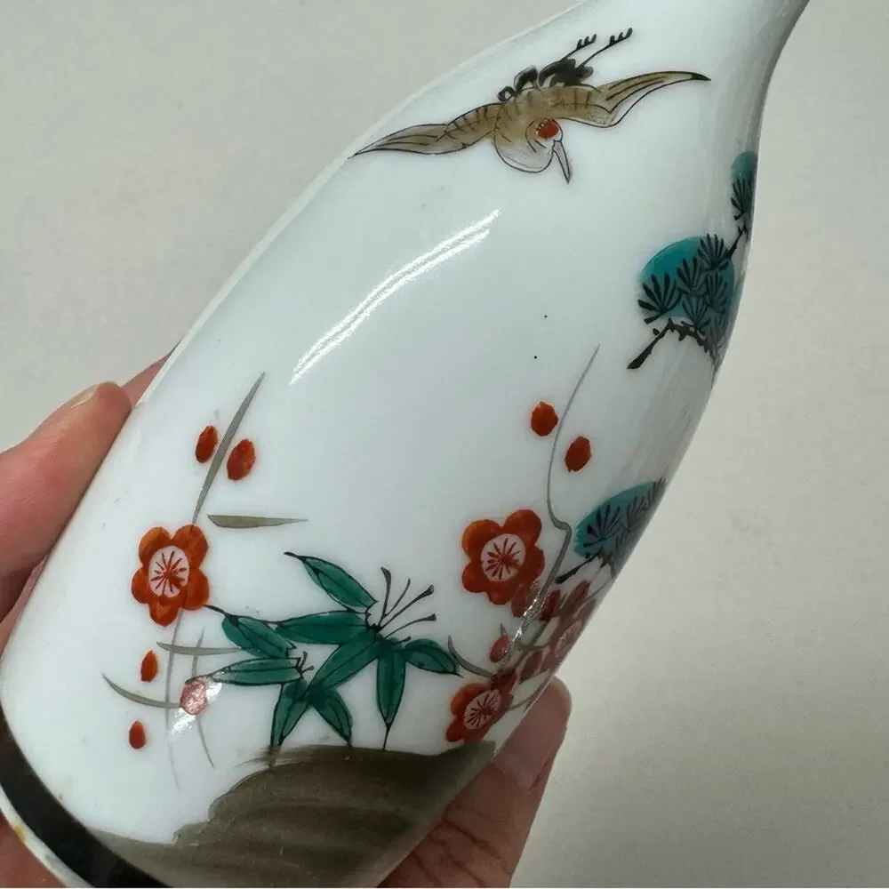 Vintage Japanese Arita Sake Bottle Crane Art Hand Painted Bud Vase 6in - Picture 4 of 10
